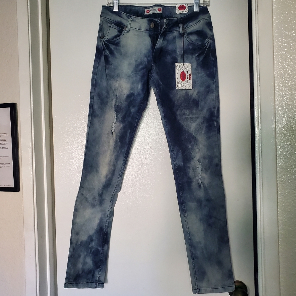 Women's Acid-Wash Denim Jeans (Rhinestone details) - NWT